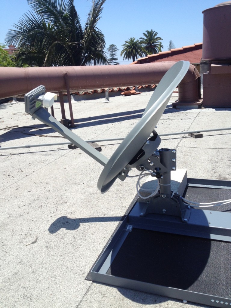 Non-penetrating roof mount